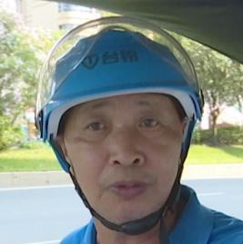 DƬ